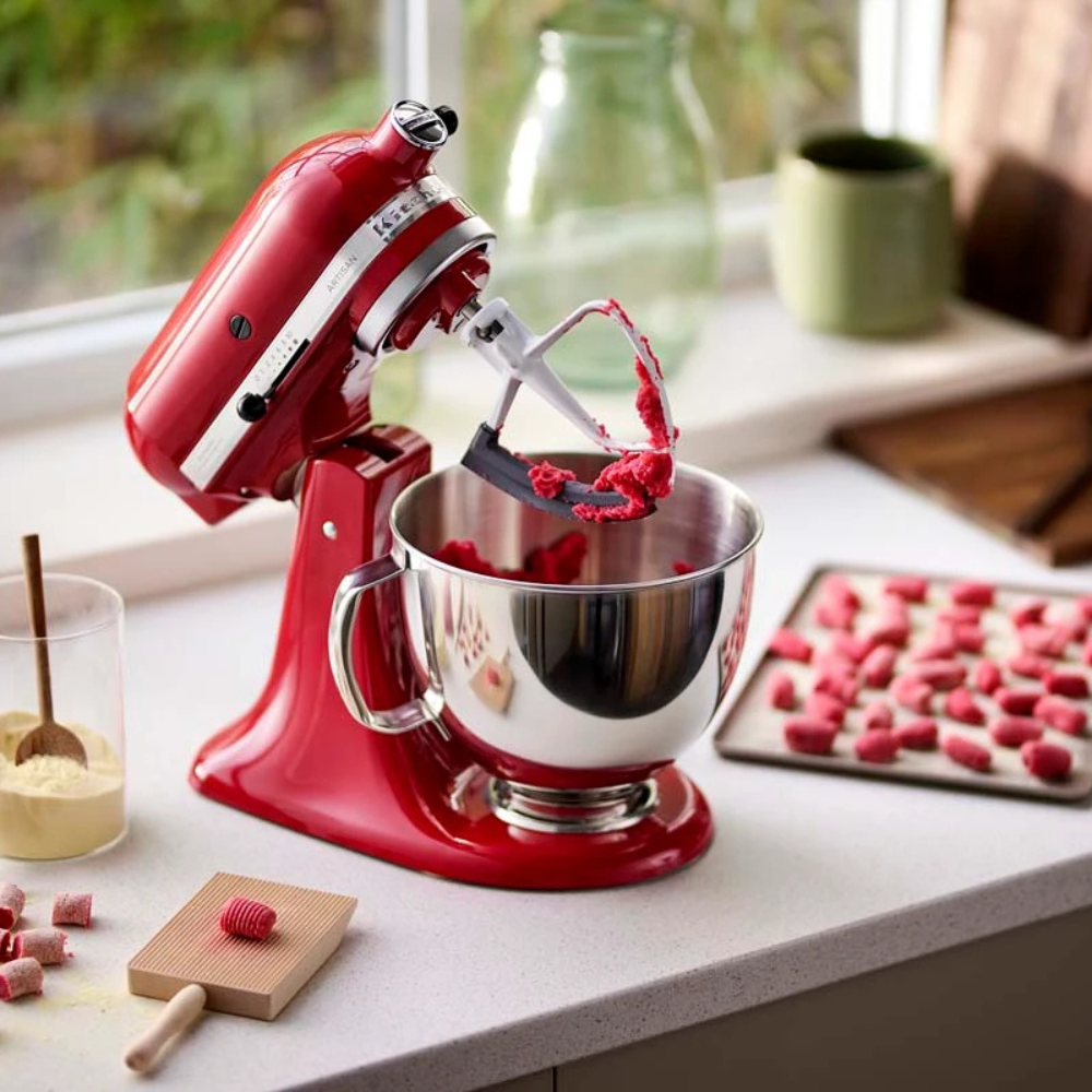 KitchenAid Artisan 4.8L Tilt-Head Stand Mixer – Empire Red